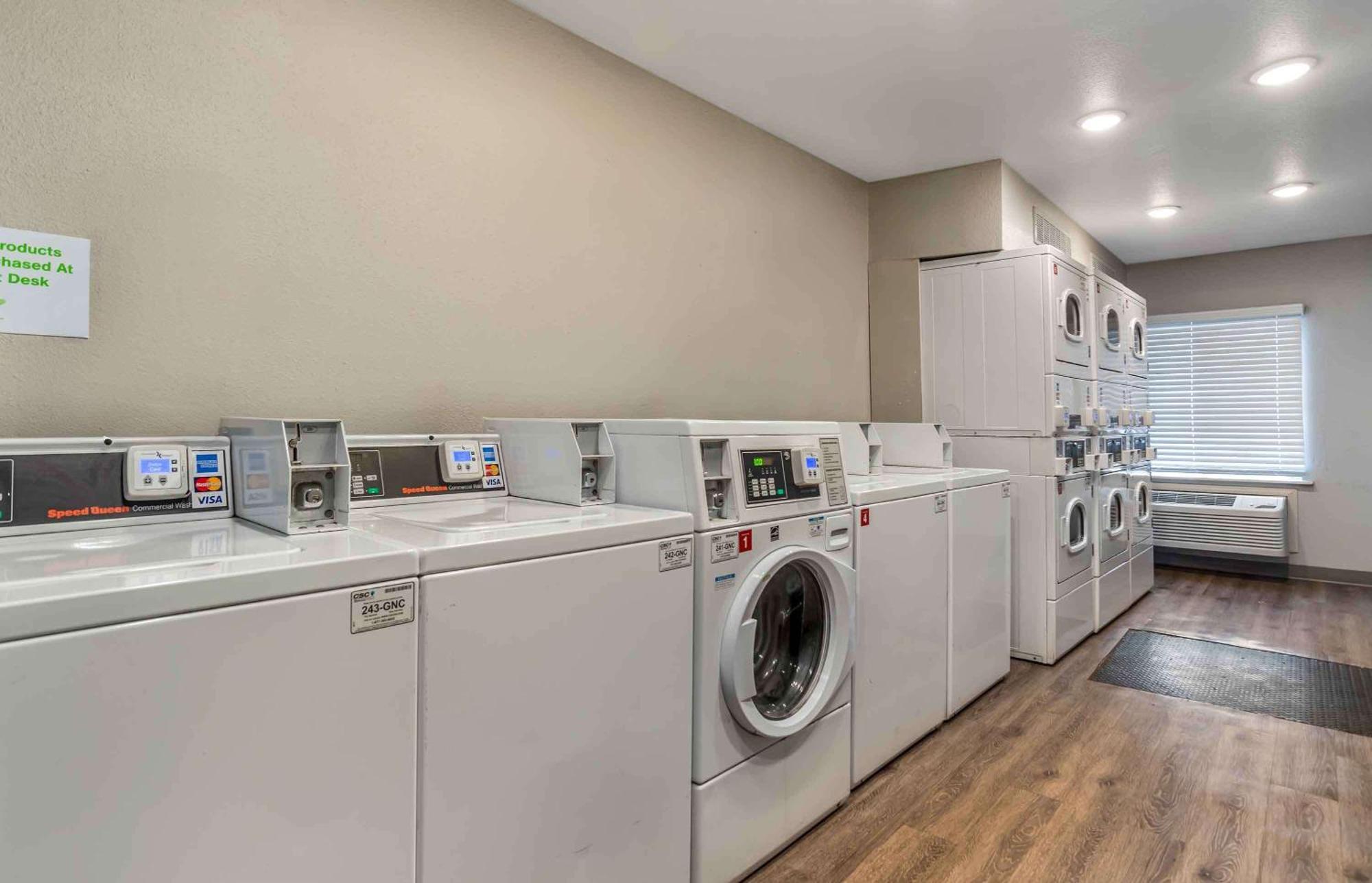 Extended Stay America Select Suites - Jackson - South Byram Eksteriør billede