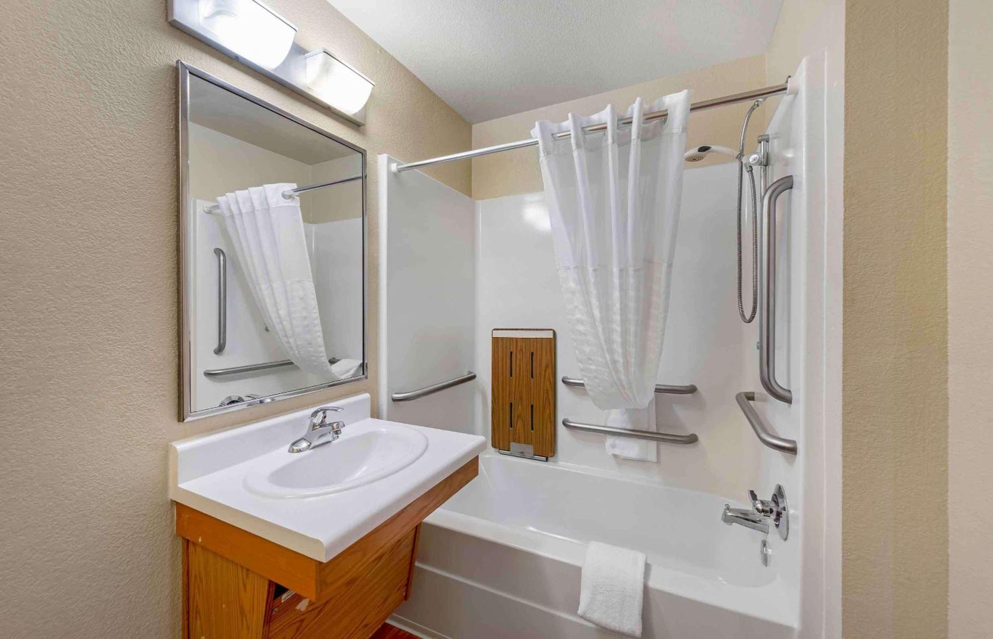 Extended Stay America Select Suites - Jackson - South Byram Eksteriør billede